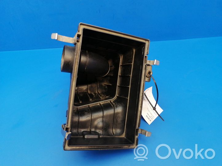 Opel Agila A Air filter box 2941586