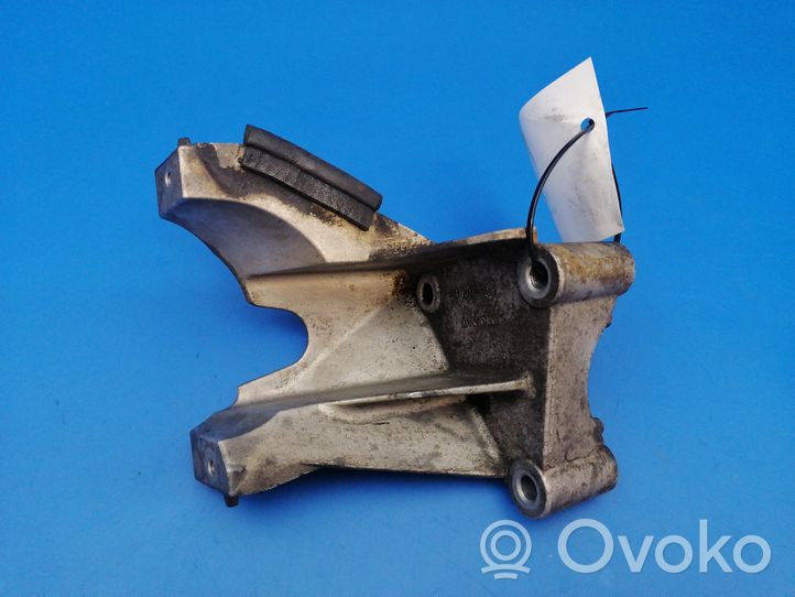 Peugeot 307 Support de montage de filtre à carburant 9638770480