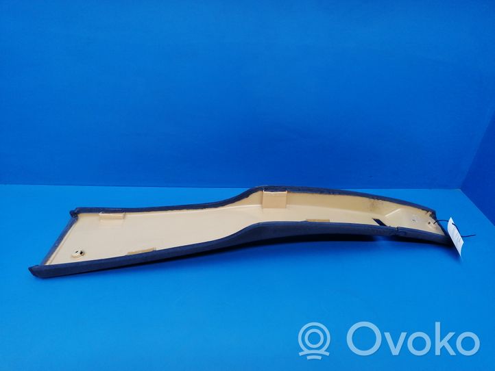 Volvo 760 Rivestimento montante (B) (superiore) 1349820