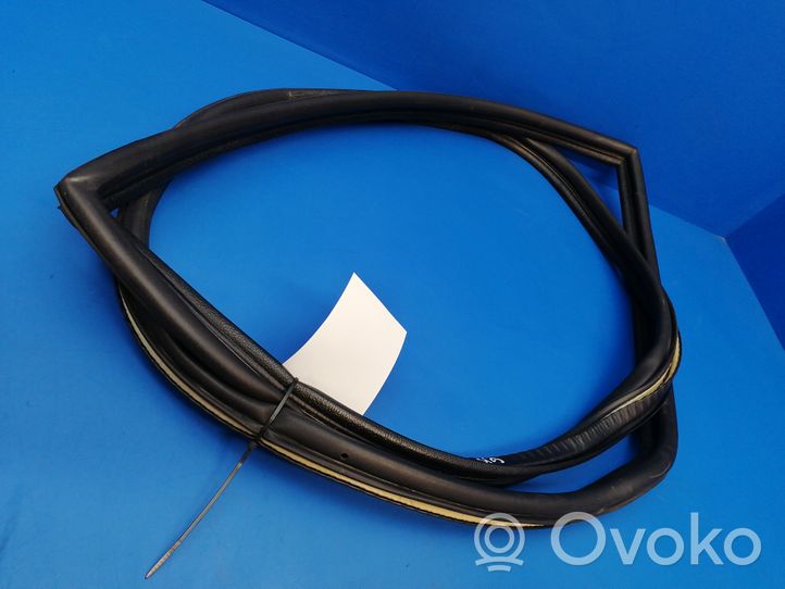 Volvo 760 Rubber seal rear door 