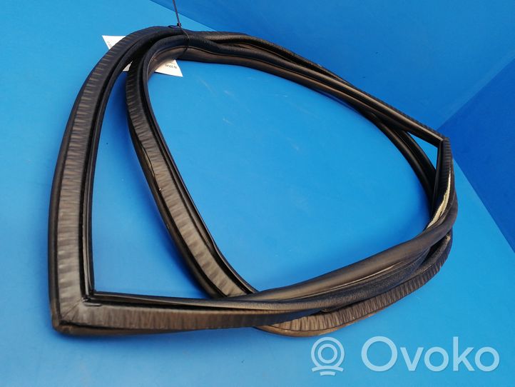 Volvo 760 Rubber seal rear door 