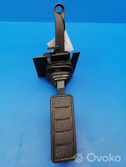 Volvo 760 Accelerator throttle pedal 1272618