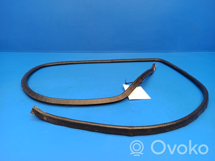 Volvo 240 Rear door rubber seal (on body) 