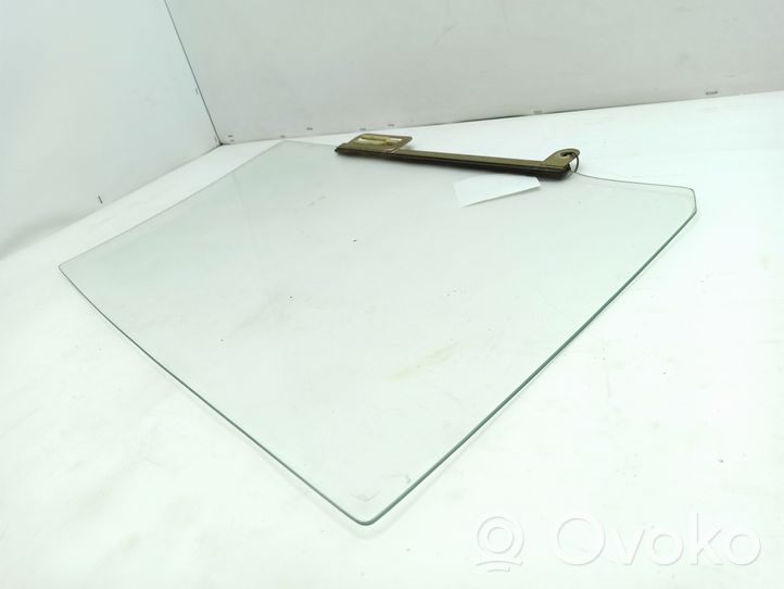 Volvo 240 Rear door window glass 77135000