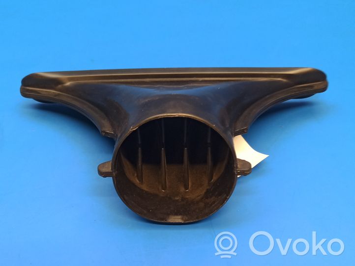 Volvo 240 Cabin air duct channel 
