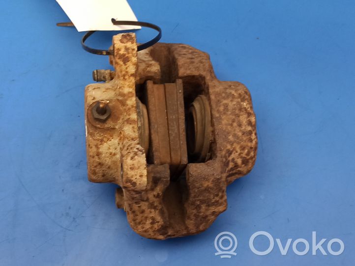 Volvo 240 Caliper del freno trasero 67320106