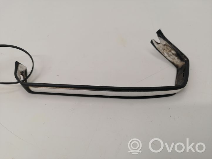 Volvo 760 Rivestimento montante (C) 