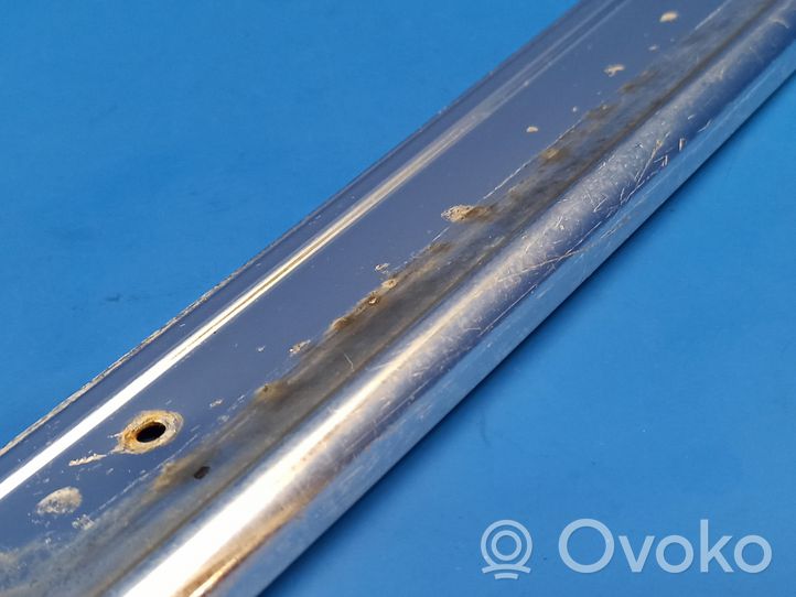 Volvo 760 Rivestimento montante (A) 