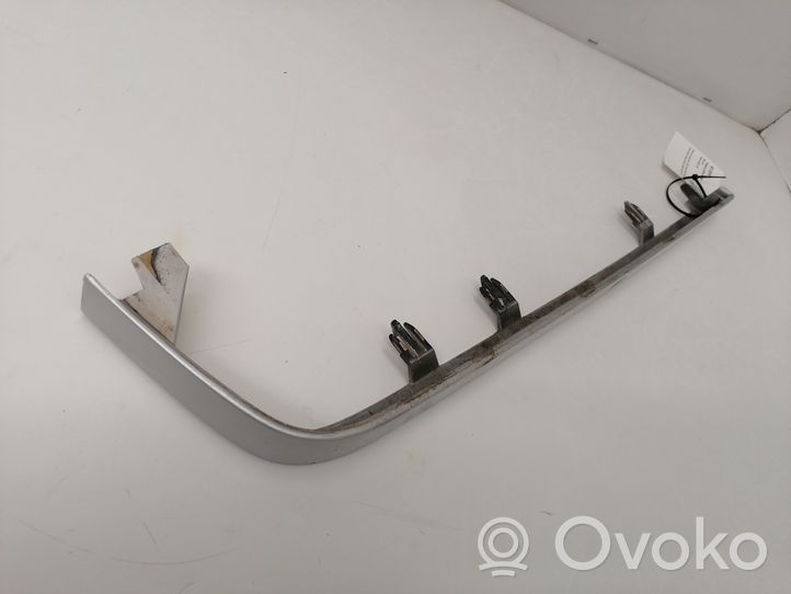 Volvo 760 Rivestimento sotto il faro/fanale 1358551