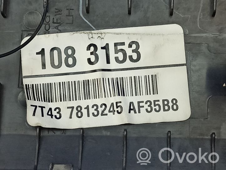 Ford Edge I Takaoven kynnyksen suojalista 7T437813245