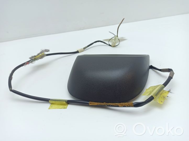 Subaru Legacy Luce d’arresto centrale/supplementare VC02017