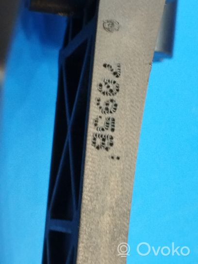 Ford Edge I Laikiklis/ kronšteinas išorinės atidarymo rankenos galinių durų 7T437826684