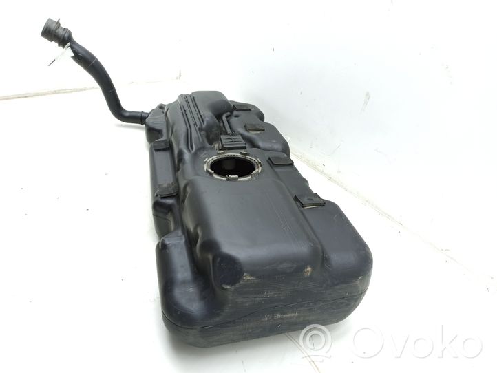 Mercedes-Benz Vito Viano W447 Serbatoio del carburante 4474700401