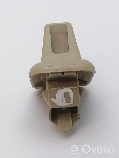 Volvo S60 Clip/gancio/supporto per aletta parasole 3572