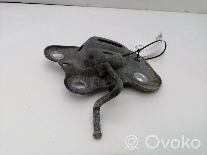 Volvo S60 Staffa/supporto di montaggio della marmitta 