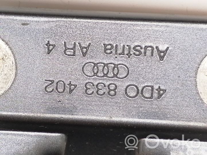 Audi A8 S8 D2 4D Galinis vyrių komplektas 4D0833412