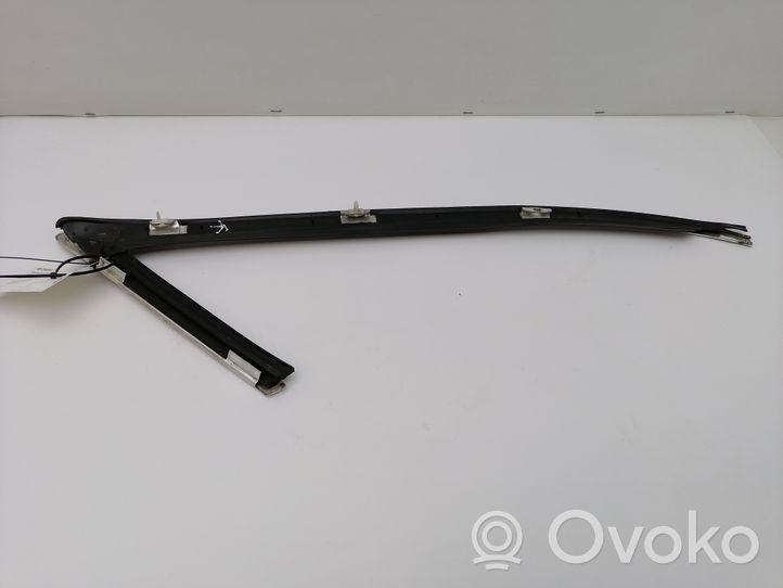 Audi A8 S8 D2 4D Garniture vitre latérale arrière 4D0853345