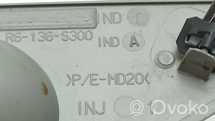 Nissan Primastar Moldura del extremo lateral de panel 93864245