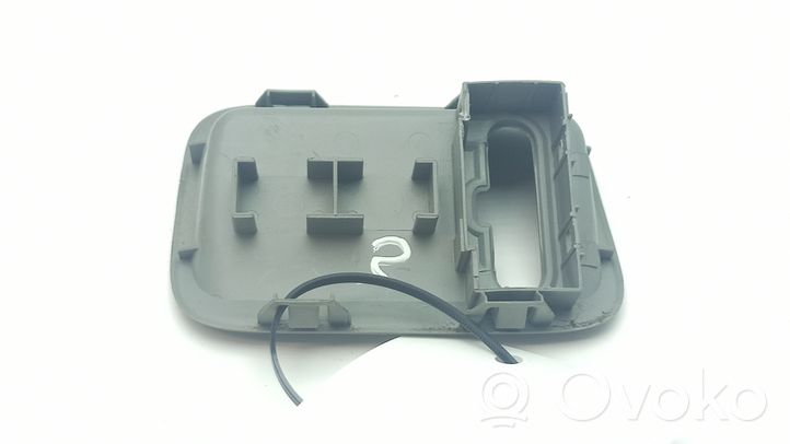 Nissan Primastar Otras partes del panel de instrumentos 8200184608IND