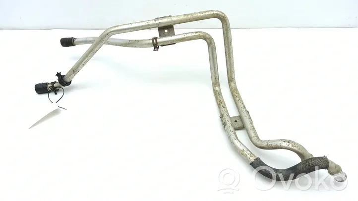 Nissan Primastar Engine coolant pipe/hose 