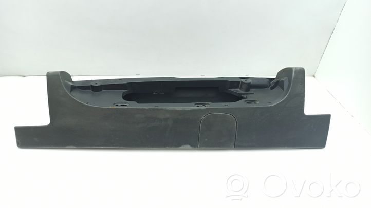 Nissan Primastar Listwa pod lampę tylną 265A60118R