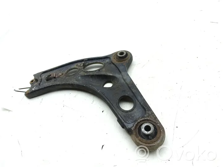 Nissan Primastar Braccio di controllo sospensione anteriore inferiore/braccio oscillante 8200395007