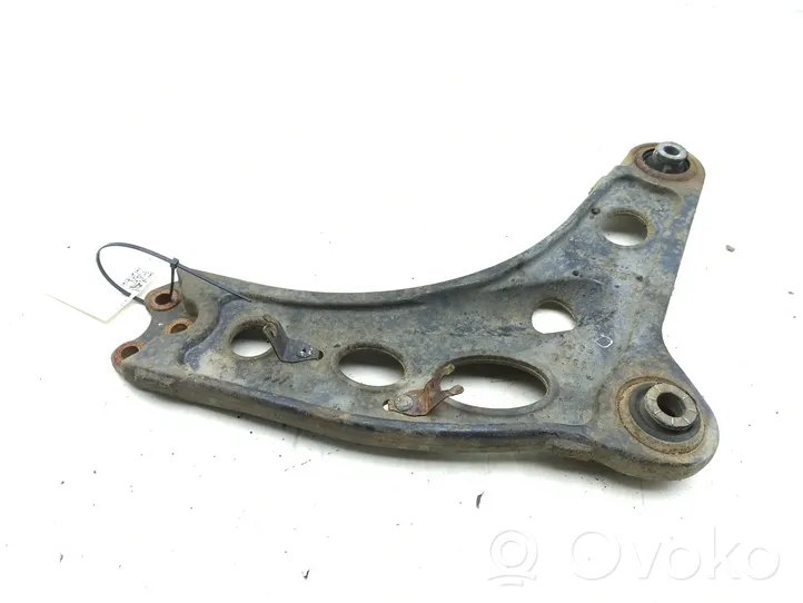 Nissan Primastar Braccio di controllo sospensione anteriore inferiore/braccio oscillante 8200395034