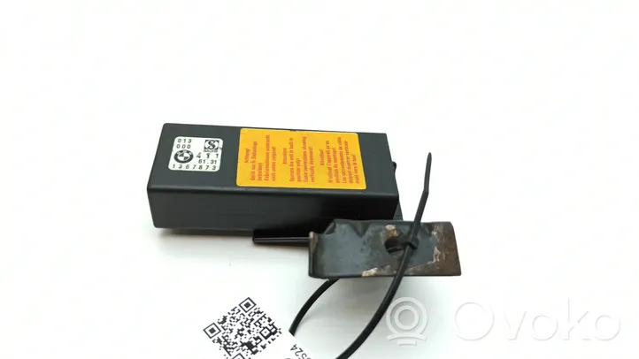 BMW 7 E23 Central locking relay 1367873