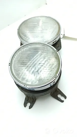 BMW 7 E23 Lampa przednia 303119580