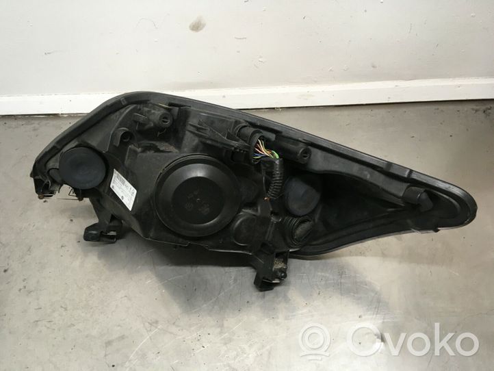 Ford Kuga I Передняя фара 8V41-13W029-BG