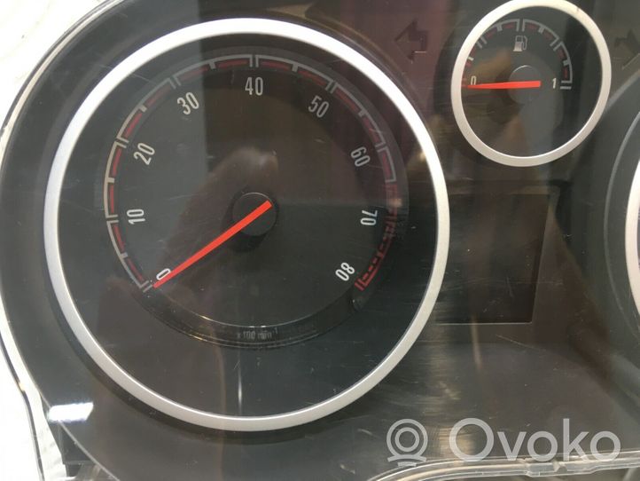 Vauxhall Corsa D Compteur de vitesse tableau de bord 13372989