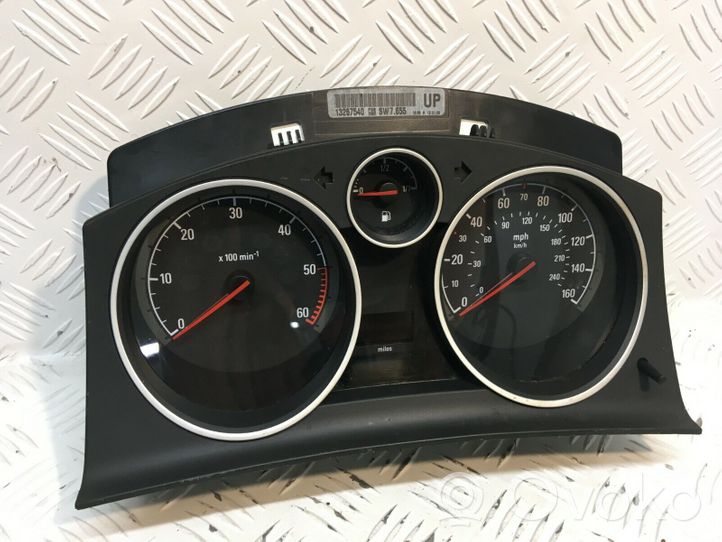 Chevrolet Zafira B Compteur de vitesse tableau de bord 13267540