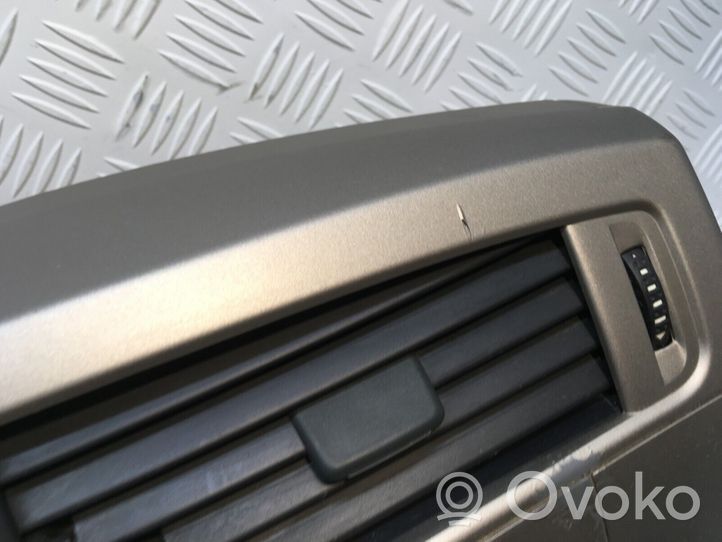 Renault Scenic II -  Grand scenic II Rejilla de ventilación central del panel 8200140713