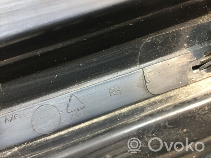 Nissan Micra Griglia superiore del radiatore paraurti anteriore 62320AX600