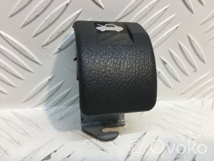 Mitsubishi L200 Engine bonnet (hood) release handle 