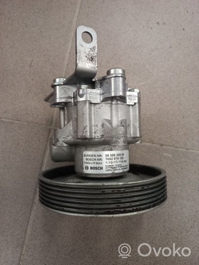 Peugeot Boxer Power steering pump 9805820980