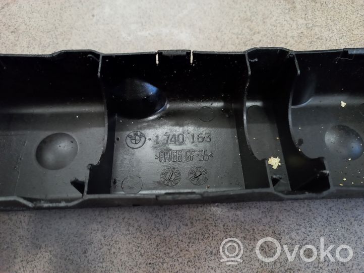 BMW 5 E39 Inna część głowicy cylindra 1740163