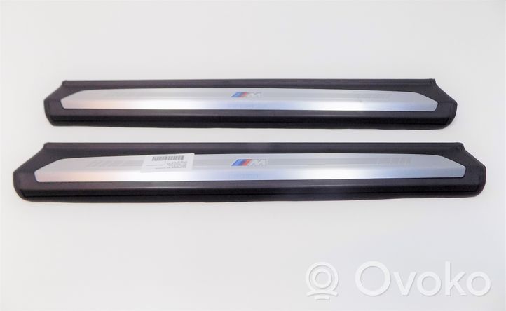 BMW 8 G14 sill trim set (inner) 8076405