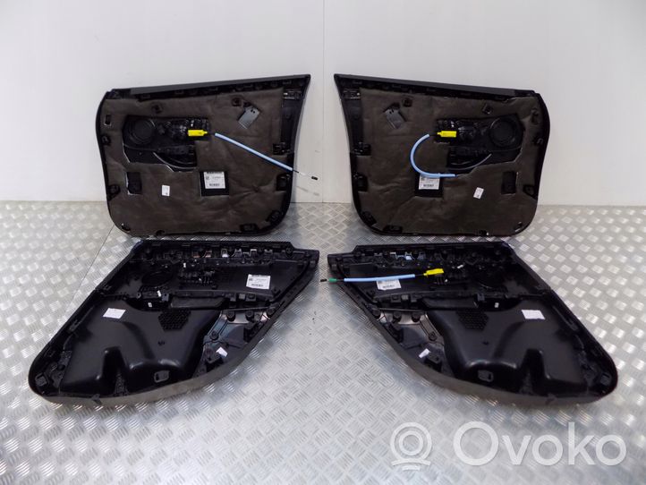 BMW 2 F45 Set di rivestimento del pannello della portiera 