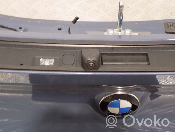 BMW 8 G15 Tylna klapa bagażnika 