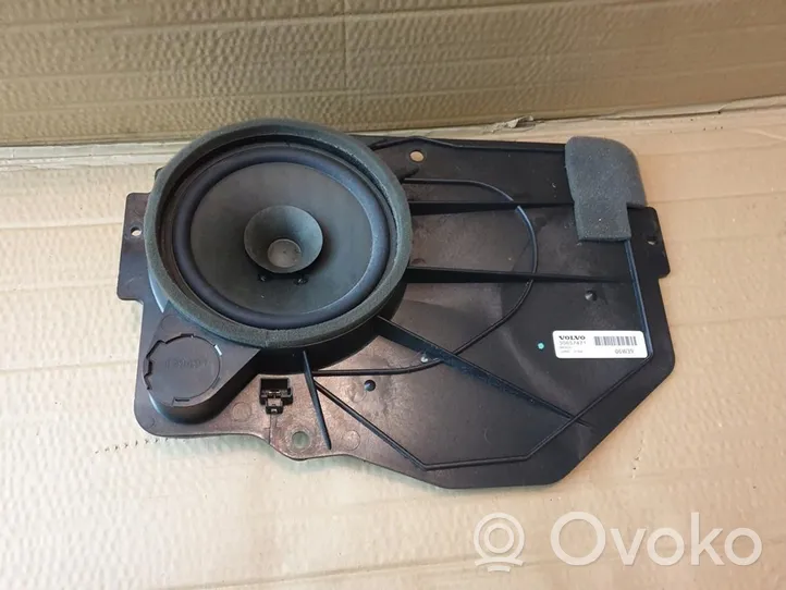 Volvo C30 Takaoven kaiutin 30657471