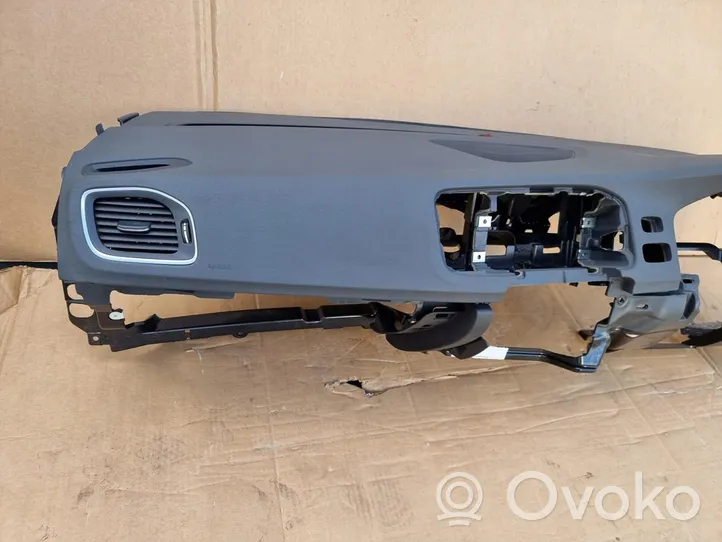 Volvo V60 Rivestimento del vano portaoggetti del cruscotto 