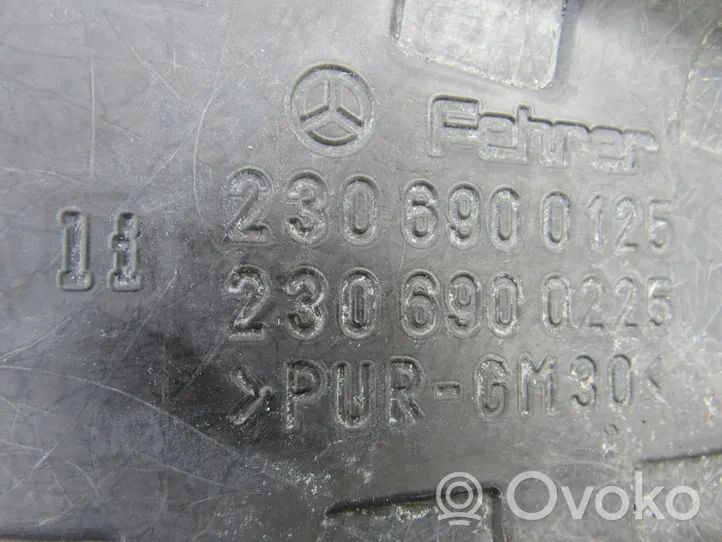 Mercedes-Benz SL R230 Osłona słupka szyby przedniej / A a2306900125
