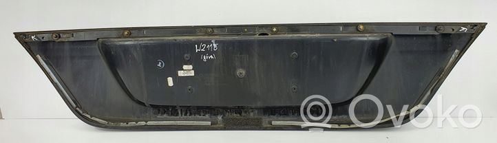 Mercedes-Benz E W211 Cornice porta targa 2117500237