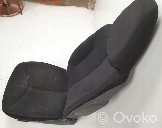 Toyota Aygo AB10 Fotel przedni kierowcy 