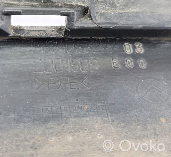 Citroen C5 Etupuskurin kulmaosan verhoilu 9684053277