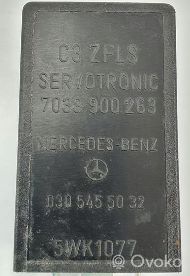 Mercedes-Benz C AMG W203 Inne przekaźniki 0305455032