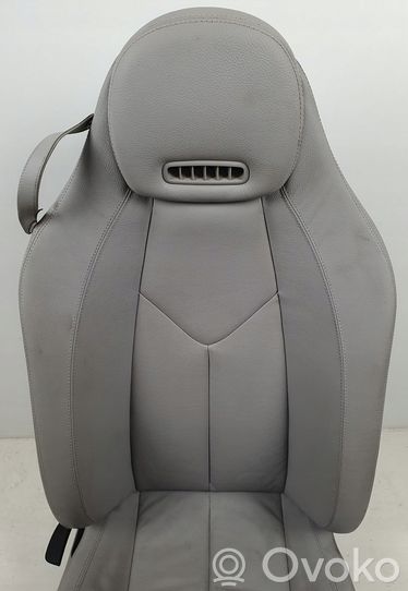 Mercedes Benz SLK R171 Front driver seat 326.47 RRR
