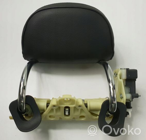 Mercedes-Benz CLS C219 Front seat headrest 