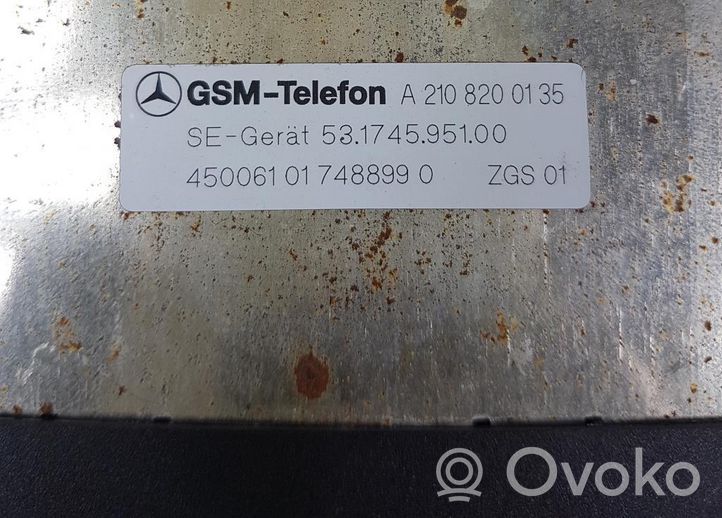 Mercedes-Benz E W210 Tālruņa vadības bloks A2108200135